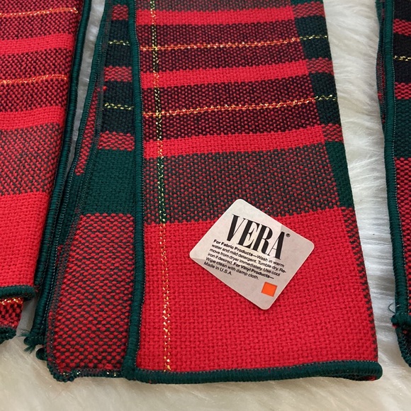 Festive Christmas Plaid Napkins set of 4 - Picture 15 of 17